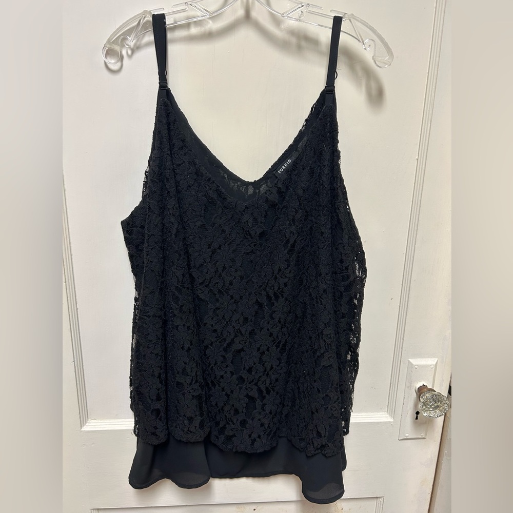 Black Torrid size 4 lace tank top.
